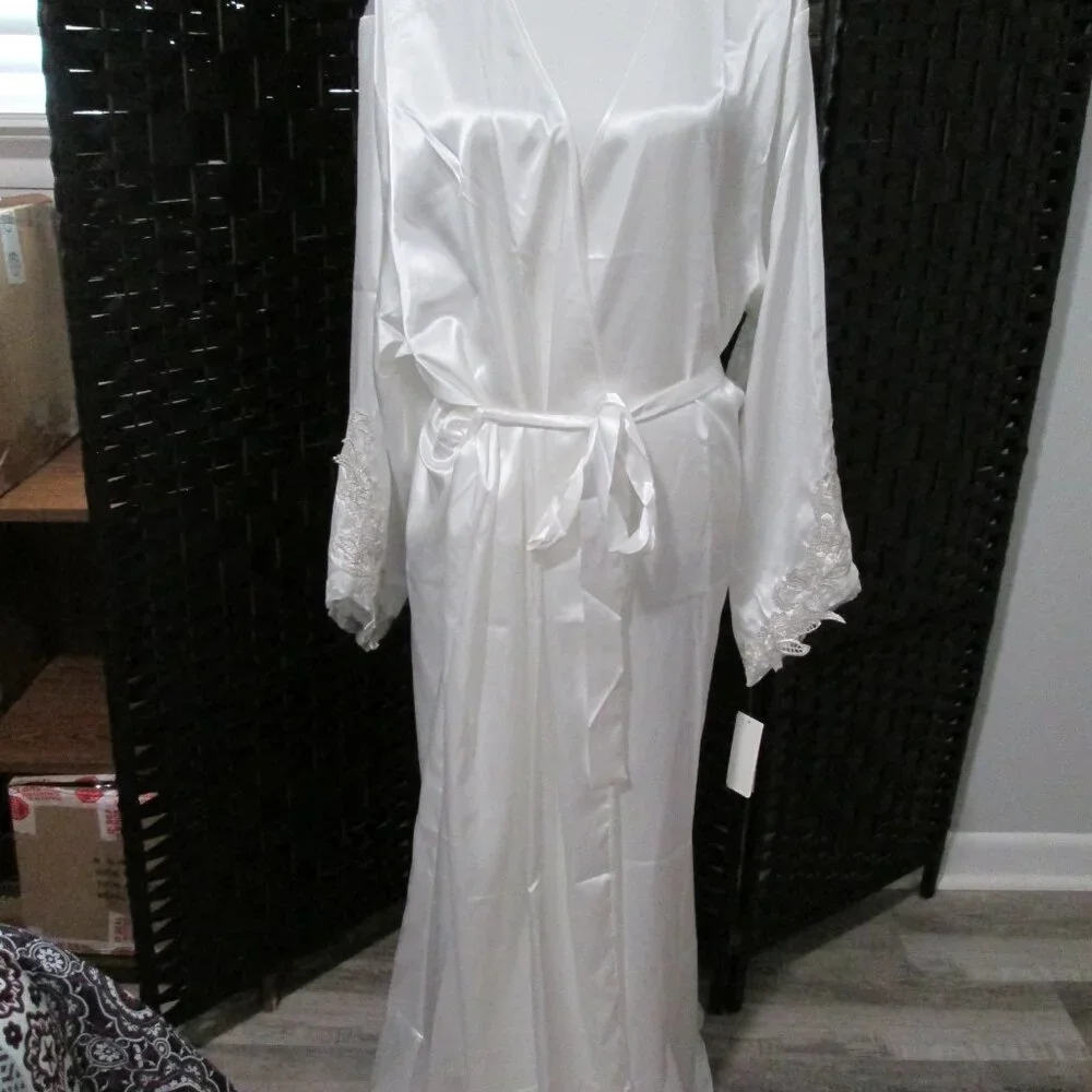 Bridal by Flora Nikrooz Satin Stella Robe 3X NWT - Picture 11 of 11